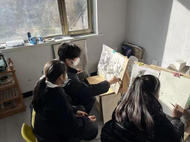 �����������T�쾫���Ϛ����fǧ �����V�������OӋ�WԺСΛρ�Є�־Ը�F��_չ�������ٴ��ˇ������־Ը���ջ��