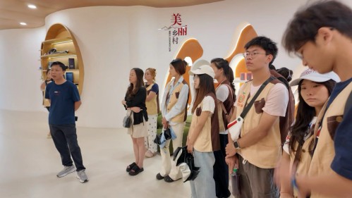 �����h��̎���ഺ���r�r----��h�|���WԺ����̽�����w�����Ļ�