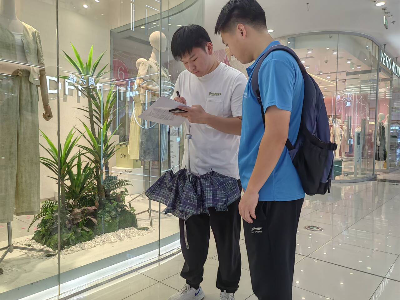 �����WԺ���W�c�󔵓��WԺ��ͬ��悡�һ��һС�������P�۷��ՈFǰ���������f�_�V���_չ�����{����