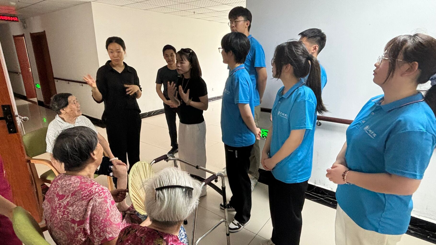 "����Ϧ��cͯ���g���ʣ�'ͯ����� Ϧ�ͬ�x'�Č��`֮��"