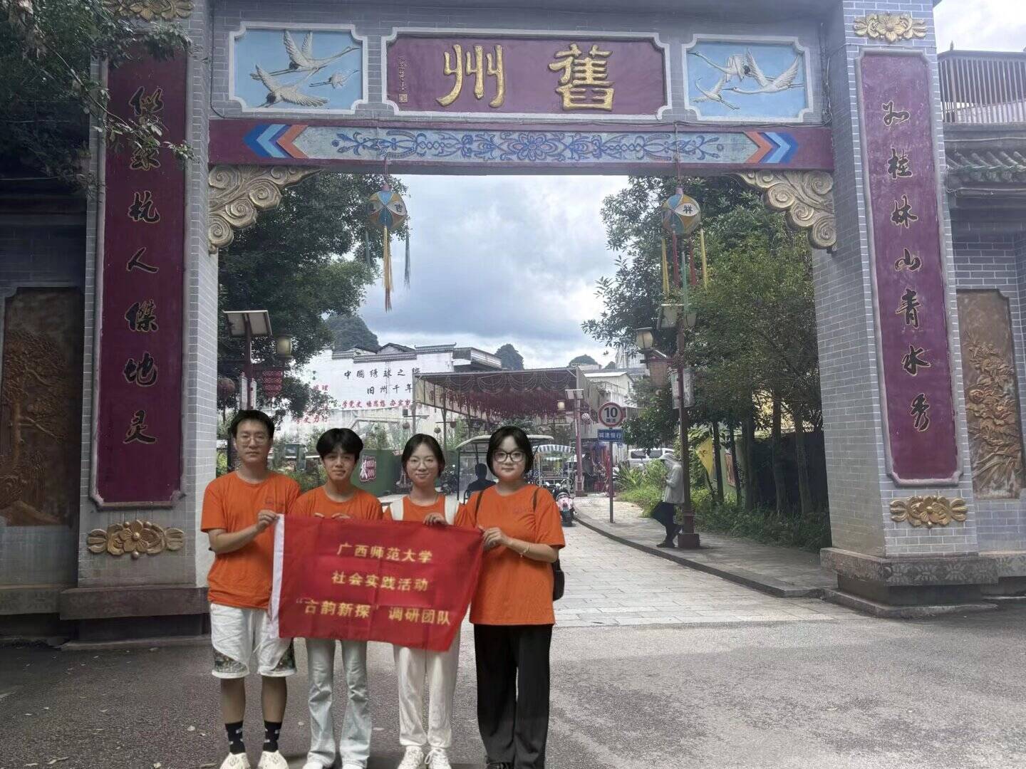 �f�������գ����C����_���w���Ļ��ض�