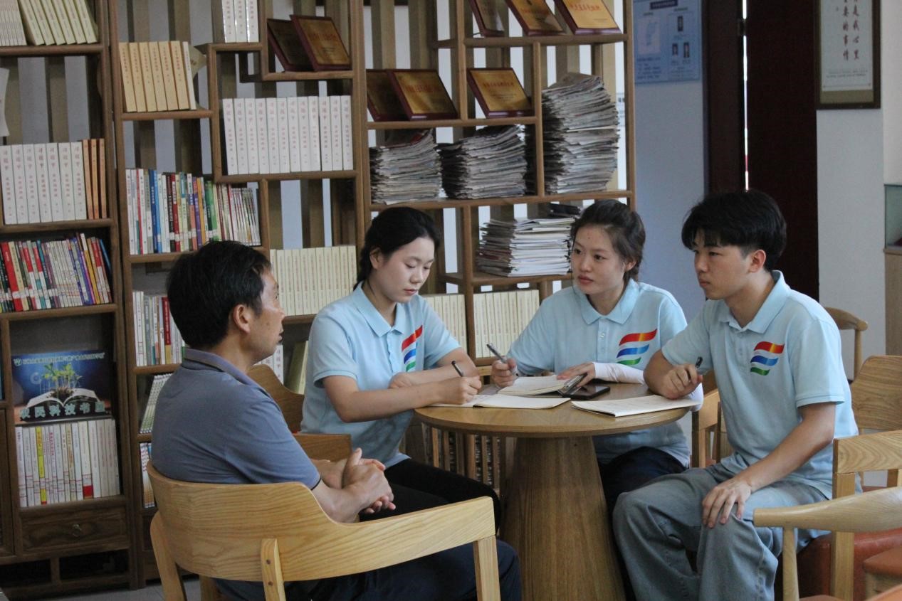 �AϪ���h֧����ӛ�����������س���������l�lչĬĬ��I